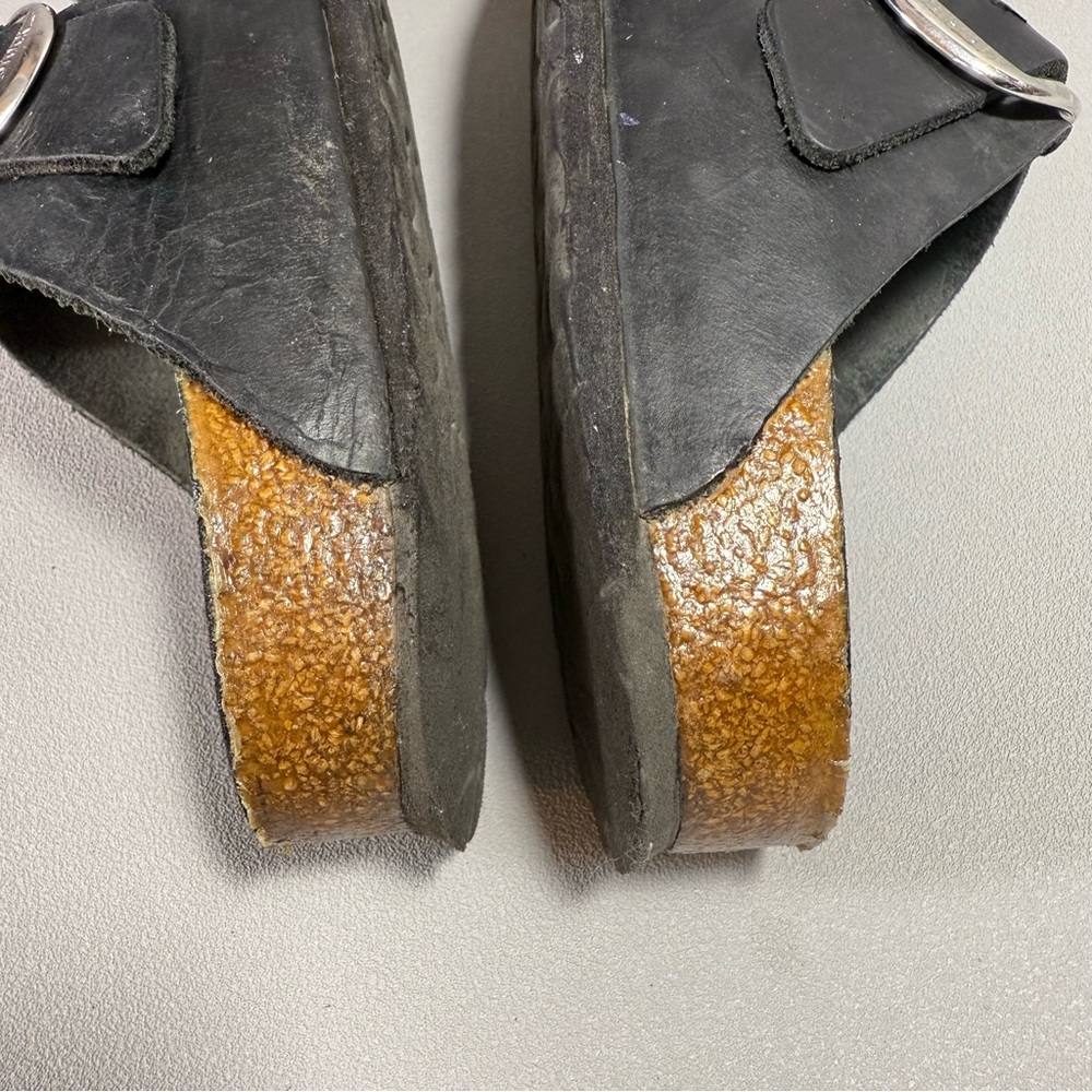 Birkenstock Arizona Black Leather Big Buckle Slide Sandals - Picture 11 of 14